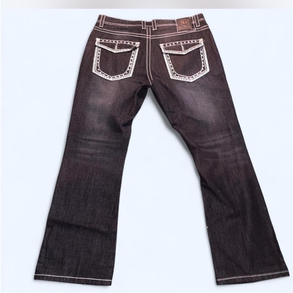 Victorinox Men's Straight Jeans - Dark Brown with wide Flop pockets - Picture 2 of 4